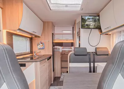 Vorschauansicht von Innenaufnahmen eines Wohnmobils